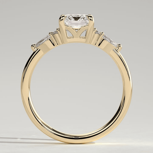 2.5CT Emerald 4 Claw Solitaire with Pear Accents and Moissanite Engagement Ring - Kazara Diam