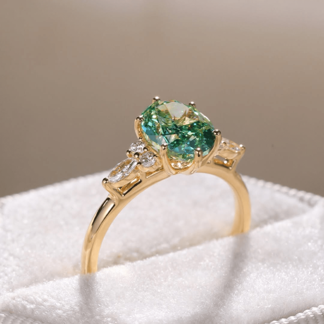 2.0CT Oval Cut Green Moissanite Engagement Anniversary Wedding Travel Ring - Kazara Diam