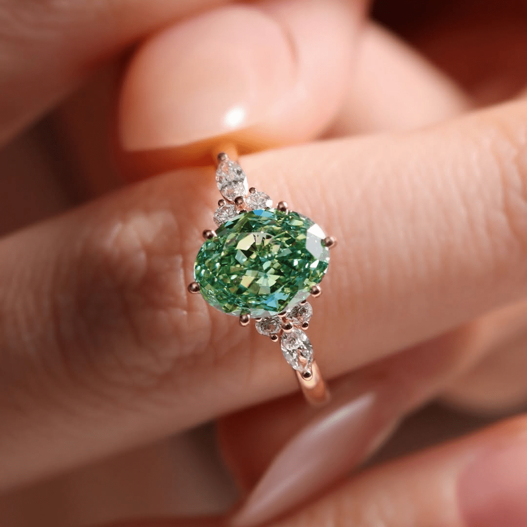 2.0CT Oval Cut Green Moissanite Engagement Anniversary Wedding Travel Ring - Kazara Diam