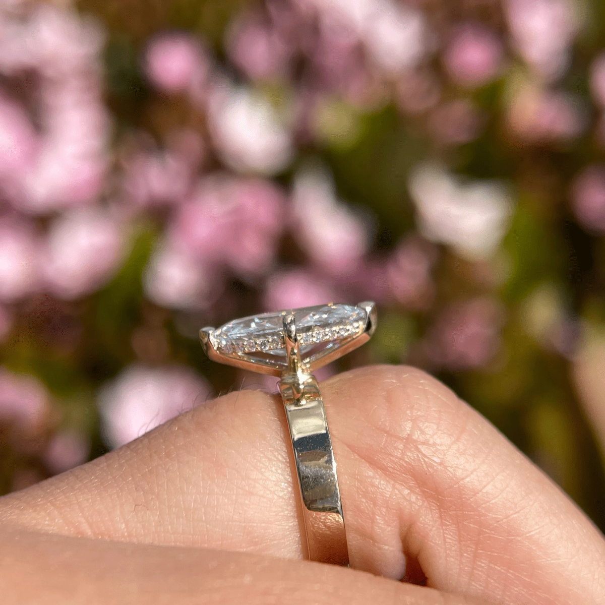 2.5 CT Marquise Moissanite 3 MM Band Engagement Wedding Anniversary Ring - Kazara Diam