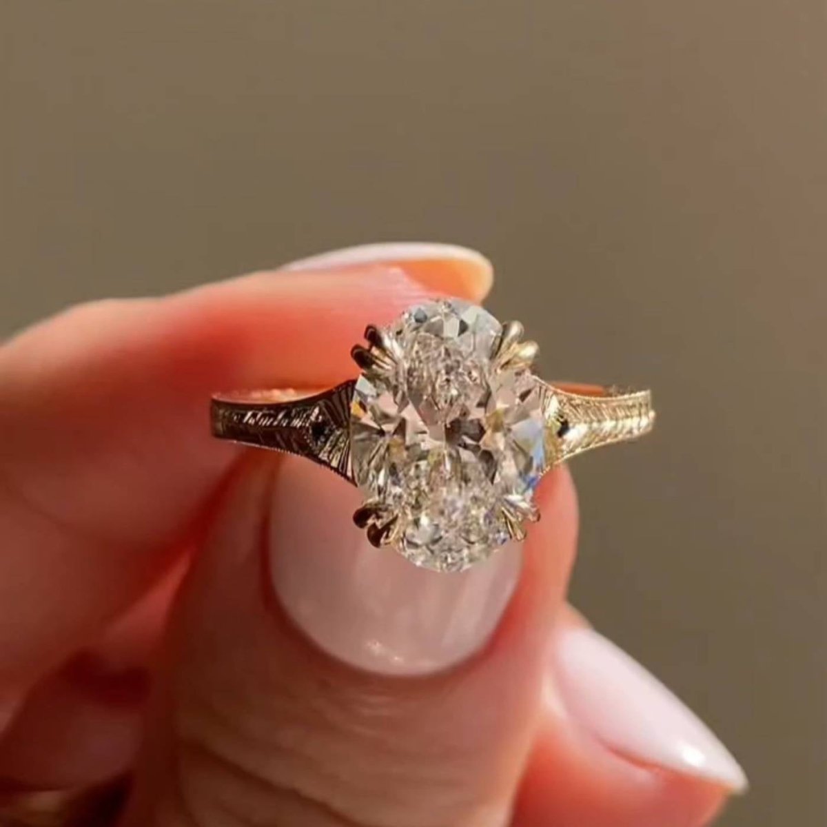 3 CT Oval Cut Moissanite Unique 8 Prongs Engagement Wedding Anniversary Ring - Kazara Diam